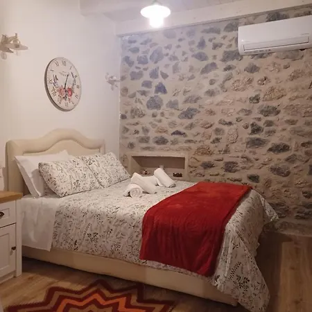Rodanthe'S Guest House Stemnitsa Esterno foto